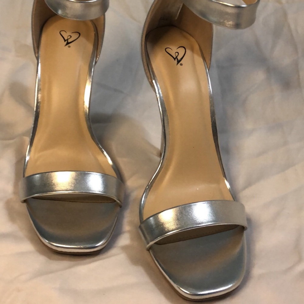 Open Toe Ankle Strap Platform Heel - image 1